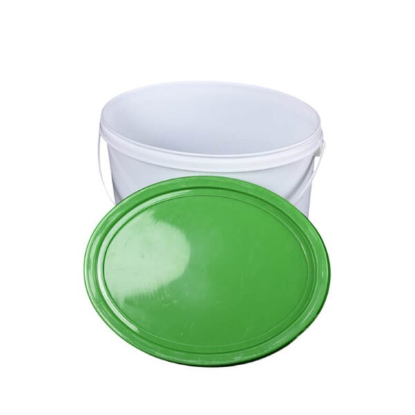 2.5 gallon Plastic Oval Pail