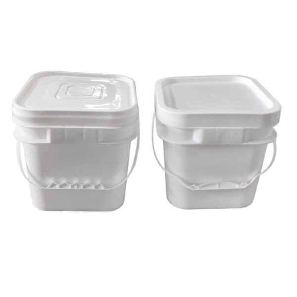 White square small capacity plastic square bucket